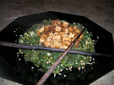 Sauté de Tofu aux épices et épinards à la Japonaise, par Taliashka