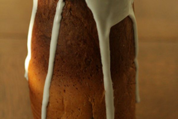 Koulitch (Brioche traditionnelle de la Pâques russe)