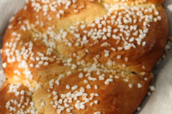 Brioche tressée à la mie filante