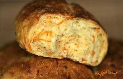 Petits pains à la carotte et au cumin