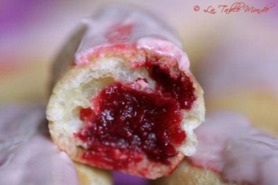 Les mini éclairs au cranberry curd